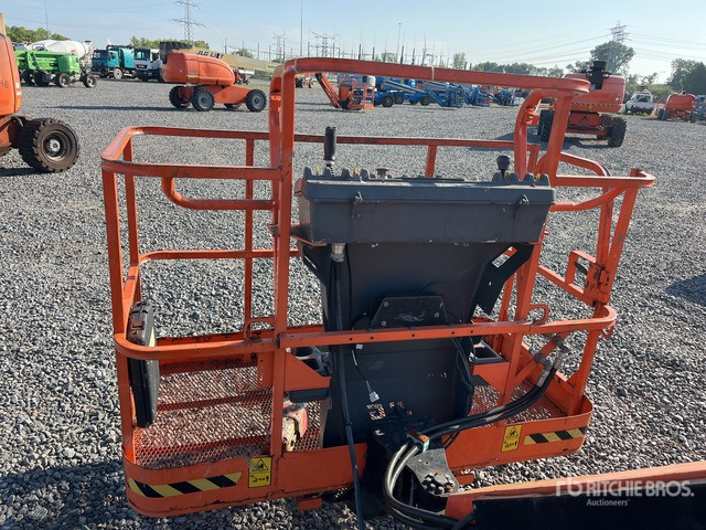 2008 JLG 660SJ 4WD Diesel Telescopic Boom Lift - Flail mower/ Mulcher: picture 5 2008 JLG 660SJ 4WD Diesel Telescopic Boom Lift - Flail mower/ Mulcher: picture 5