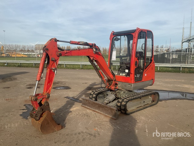 2013 Cat 302.4D Mini Excavator: <6.6t - Mini excavator: picture 1 2013 Cat 302.4D Mini Excavator: <6.6t - Mini excavator: picture 1