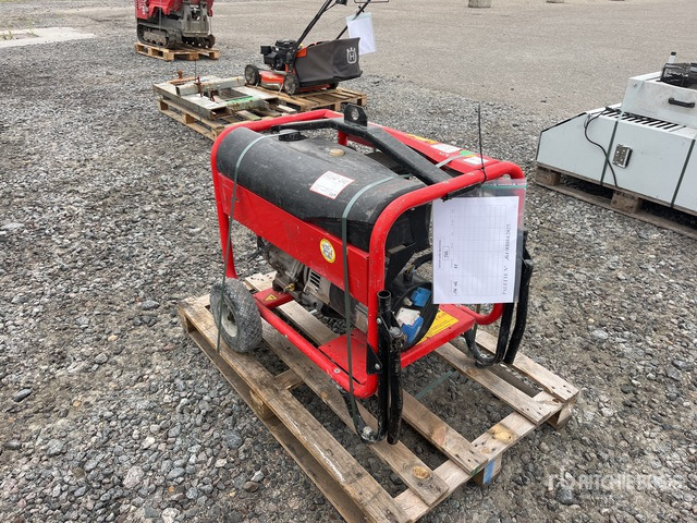 2014 Sdmo Perform 6500 XL Rental Equipment Generator Set - Generator set: picture 3 2014 Sdmo Perform 6500 XL Rental Equipment Generator Set - Generator set: picture 3
