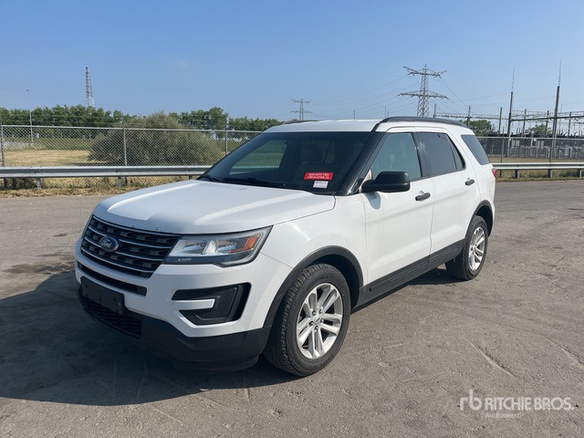 2015 Ford Explorer 4WD SUV - SUV: picture 3 2015 Ford Explorer 4WD SUV - SUV: picture 3