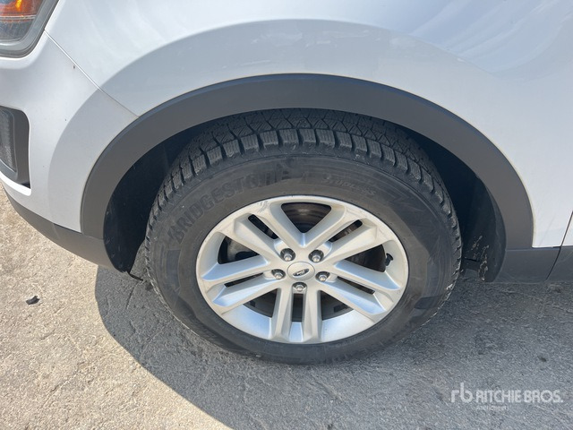 2015 Ford Explorer Base 3.5 4WD SUV - SUV: picture 4 2015 Ford Explorer Base 3.5 4WD SUV - SUV: picture 4