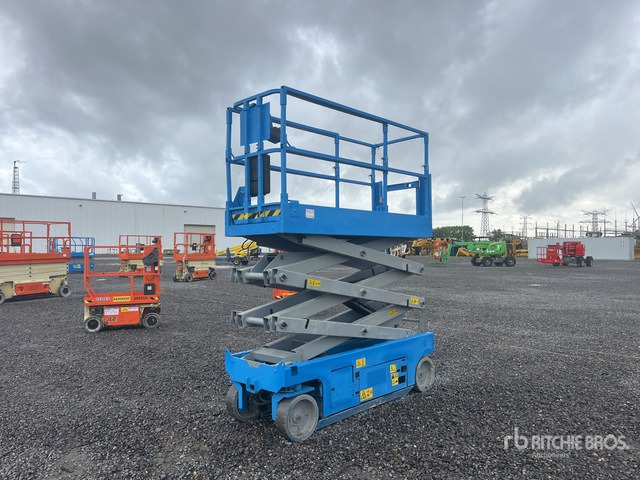 2015 Genie GS-2032 Electric Scissor Lift - Scissor lift: picture 2 2015 Genie GS-2032 Electric Scissor Lift - Scissor lift: picture 2