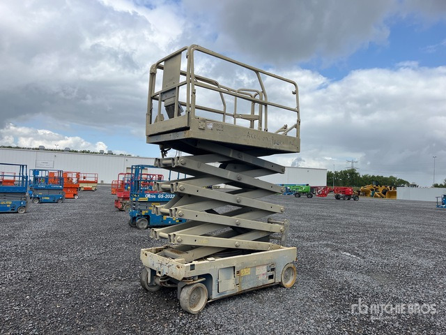 2015 Genie GS-3246 Electric Scissor Lift - Scissor lift: picture 1 2015 Genie GS-3246 Electric Scissor Lift - Scissor lift: picture 1