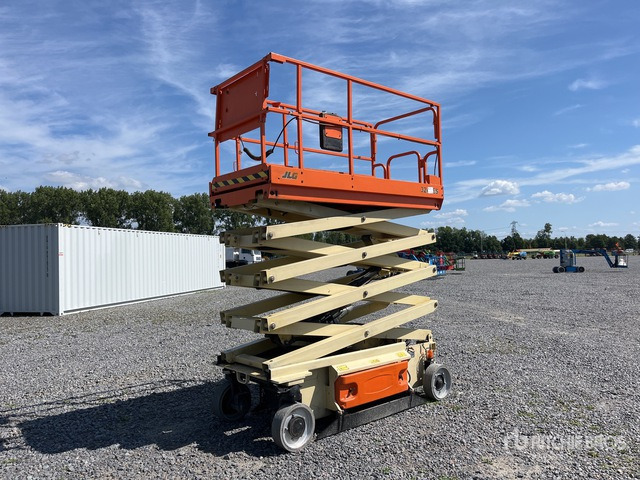 2015 JLG 3246ES Electric Scissor Lift - Scissor lift: picture 2 2015 JLG 3246ES Electric Scissor Lift - Scissor lift: picture 2