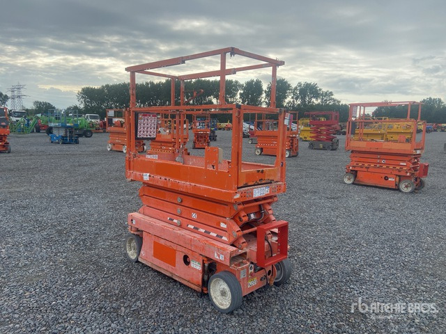 2018 Skyjack SJIII-3219 Electric (Inoperable) Scissor Lift - Scissor lift: picture 3 2018 Skyjack SJIII-3219 Electric (Inoperable) Scissor Lift - Scissor lift: picture 3