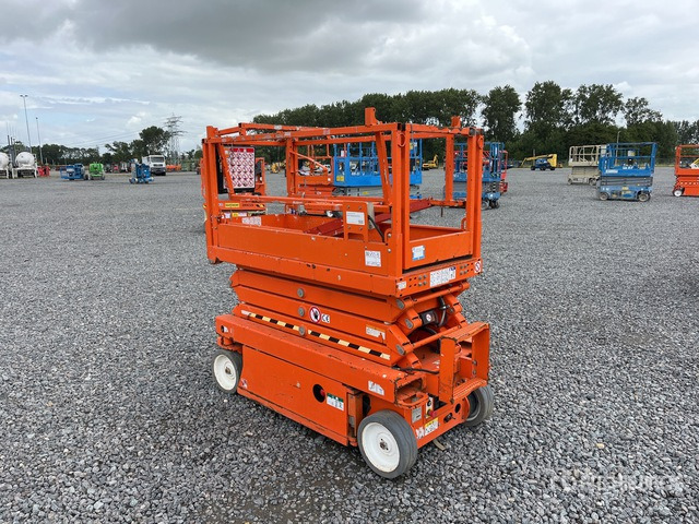 2018 Skyjack SJIII-3219 (Inoperable) Scissor Lift - Scissor lift: picture 3 2018 Skyjack SJIII-3219 (Inoperable) Scissor Lift - Scissor lift: picture 3