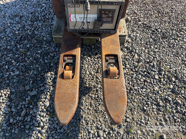 2020 Fenwick-Linde L14 Elektrische stapelaar - Stacker: picture 5 2020 Fenwick-Linde L14 Elektrische stapelaar - Stacker: picture 5