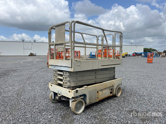 Genie GS-2646 Scissor Lift - Scissor lift: picture 1 Genie GS-2646 Scissor Lift - Scissor lift: picture 1