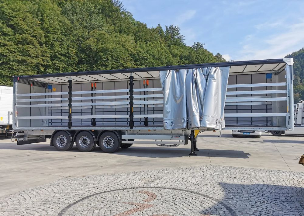 Schmitz Cargobull STANDARD + DACH VARIOS SIMPLE - Curtainsider semi-trailer: picture 5 Schmitz Cargobull STANDARD + DACH VARIOS SIMPLE - Curtainsider semi-trailer: picture 5