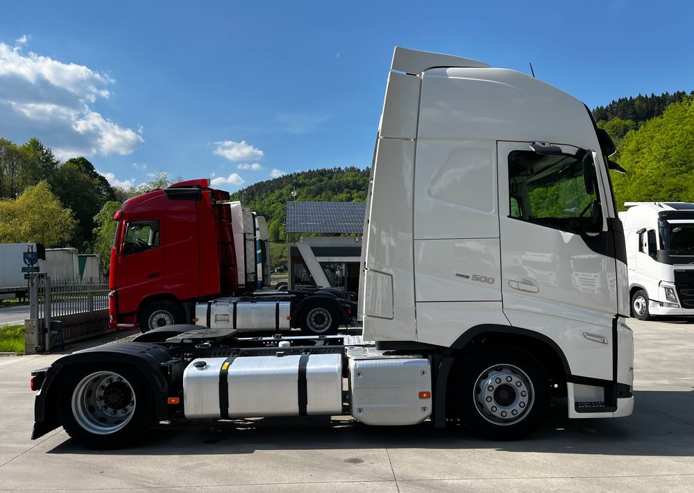Volvo FH500 // Mega // 2021 Rok // New Face // Parkclima // Joystick // Serwisowany !!! - Tractor unit: picture 4 Volvo FH500 // Mega // 2021 Rok // New Face // Parkclima // Joystick // Serwisowany !!! - Tractor unit: picture 4
