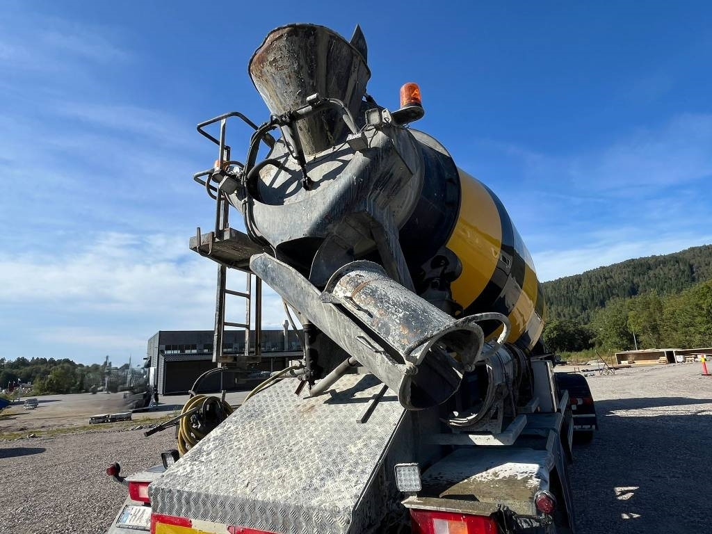 Mercedes-Benz Arocs 6X4 AMT BT 220 semi-trailer concrete mixer - Tractor unit, Concrete mixer semi-trailer: picture 3 Mercedes-Benz Arocs 6X4 AMT BT 220 semi-trailer concrete mixer - Tractor unit, Concrete mixer semi-trailer: picture 3