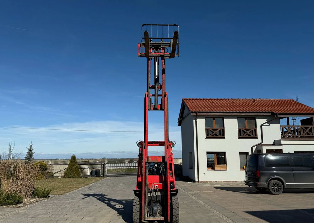 Nissan U1D2A25LQ - LPG forklift: picture 2 Nissan U1D2A25LQ - LPG forklift: picture 2