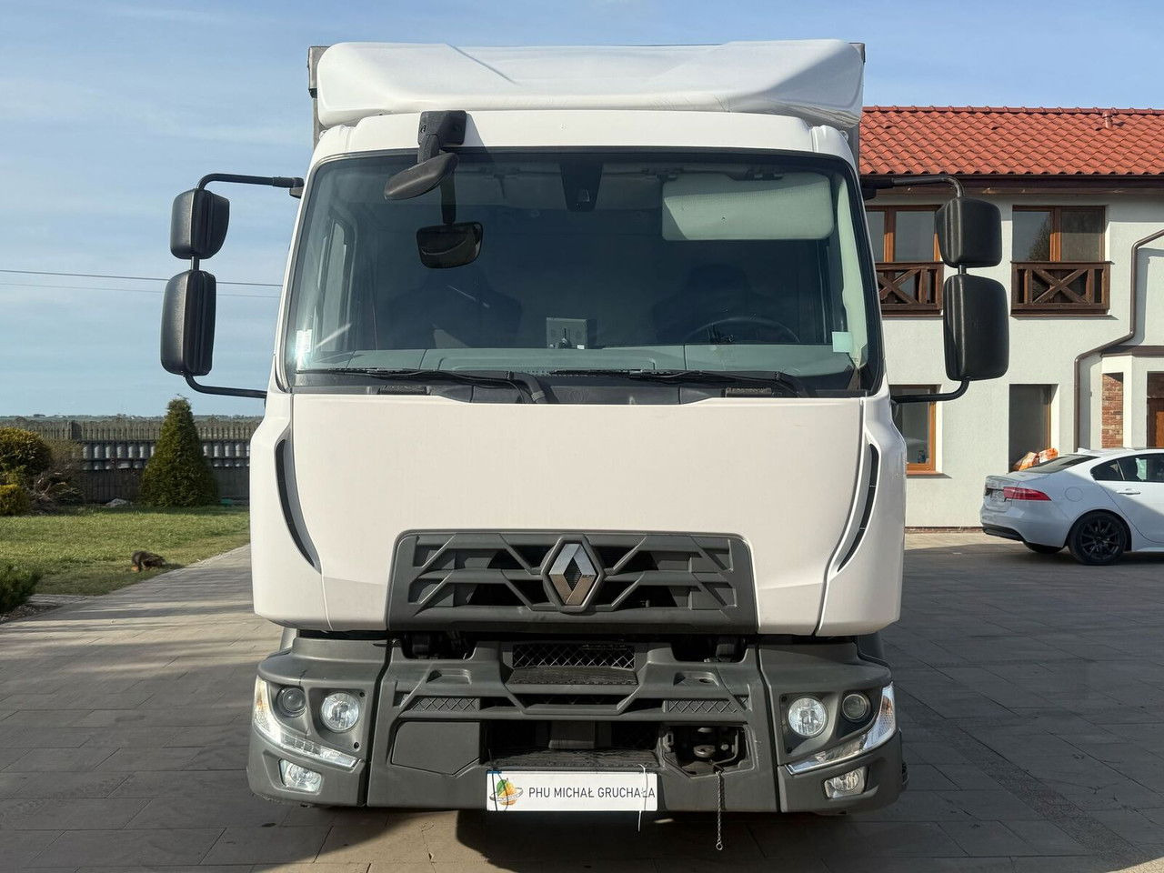 Renault 12 D12 - Curtainsider truck: picture 2 Renault 12 D12 - Curtainsider truck: picture 2