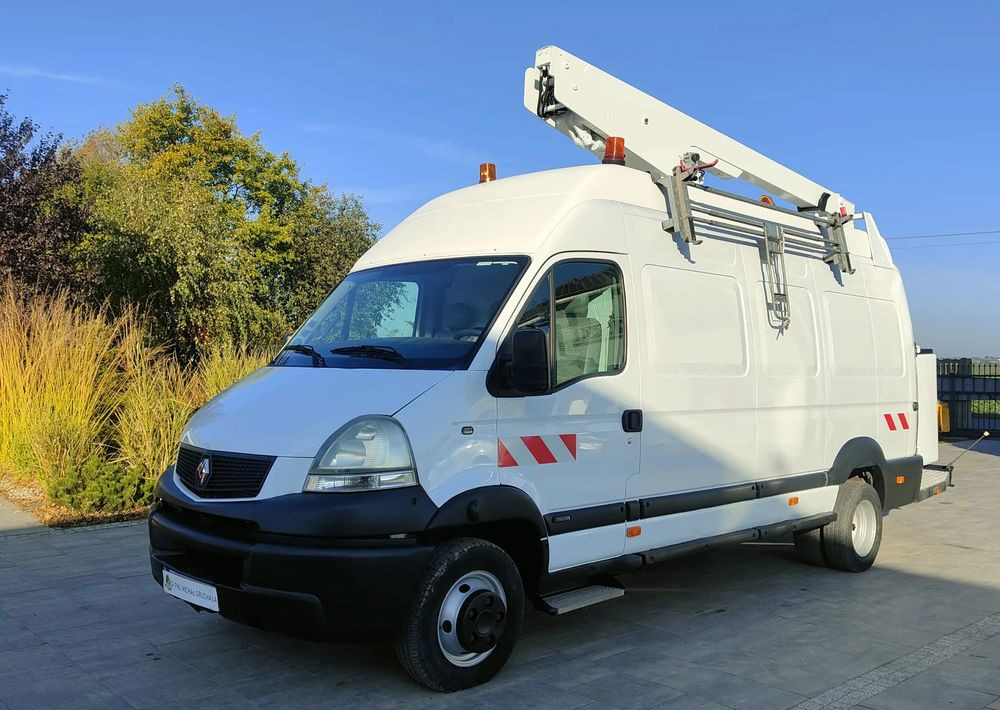Renault Mascott - Truck mounted aerial platform: picture 3 Renault Mascott - Truck mounted aerial platform: picture 3