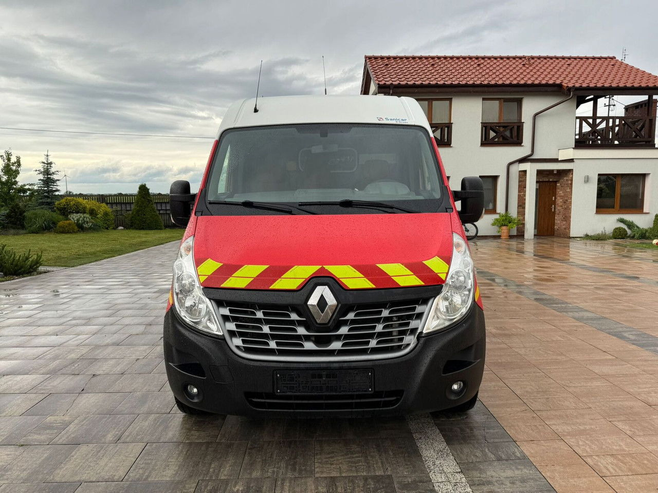 Renault Master 2016 Rok Ambulans Karetka Pogotowie - Ambulance: picture 2 Renault Master 2016 Rok Ambulans Karetka Pogotowie - Ambulance: picture 2