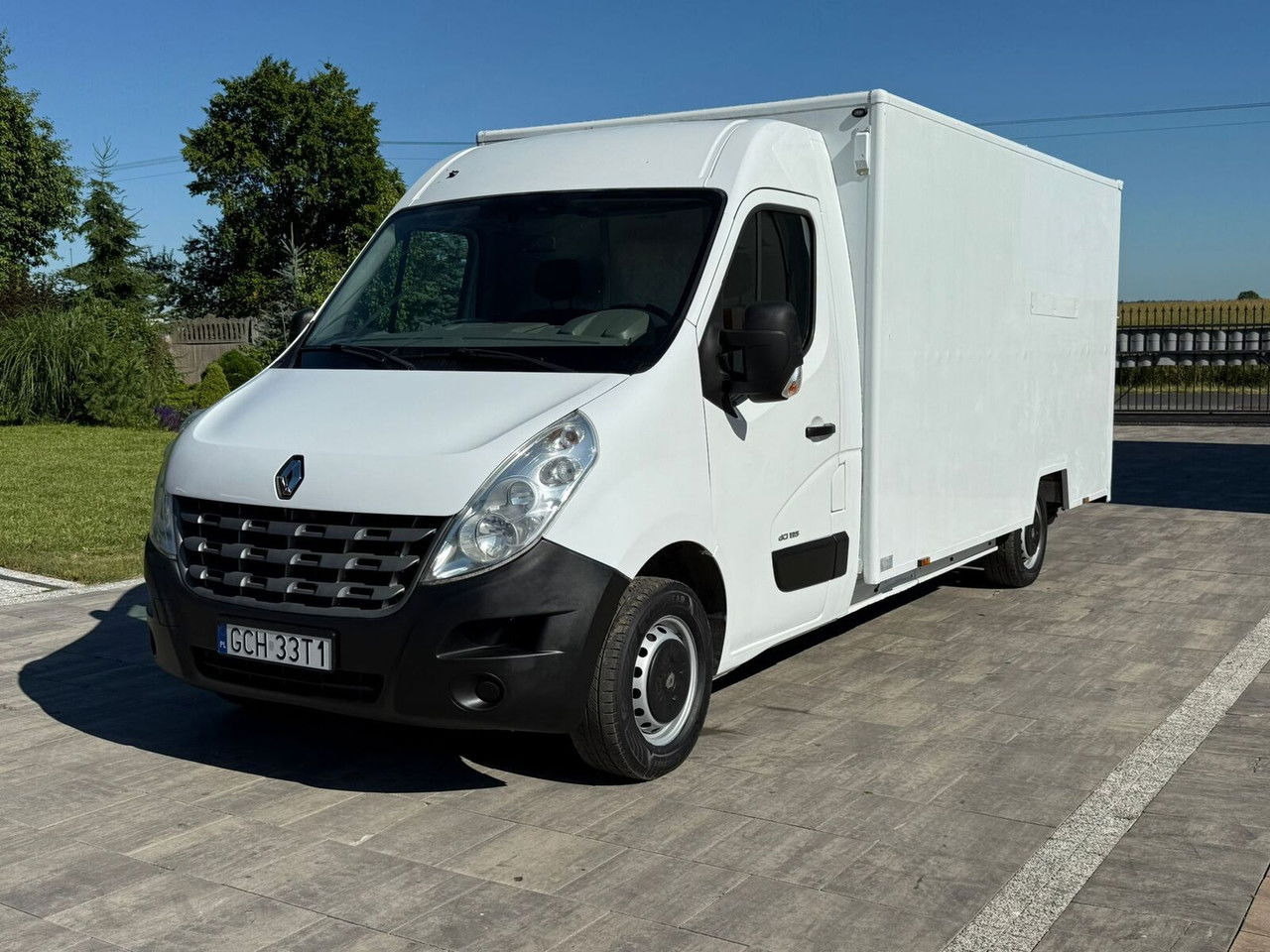 Renault Master Kontener niskopodłogowy Rampa najazdowa Sprowadzony Zarej - Box van: picture 1 Renault Master Kontener niskopodłogowy Rampa najazdowa Sprowadzony Zarej - Box van: picture 1