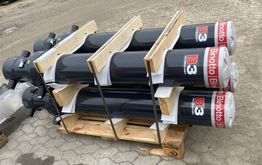 Binotto front cylinder MFC 165/5/8185-D823 - Hydraulics for Truck: picture 1 Binotto front cylinder MFC 165/5/8185-D823 - Hydraulics for Truck: picture 1