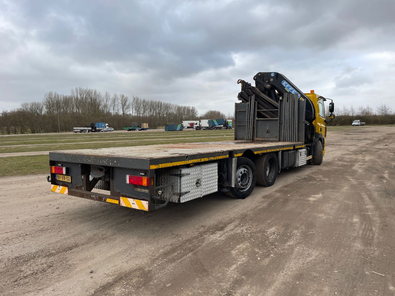 DAF 85.410 Met Effer 470 6s laadkraan ladekran loadercrane crane palfinger hiab fassi - Crane truck: picture 4 DAF 85.410 Met Effer 470 6s laadkraan ladekran loadercrane crane palfinger hiab fassi - Crane truck: picture 4