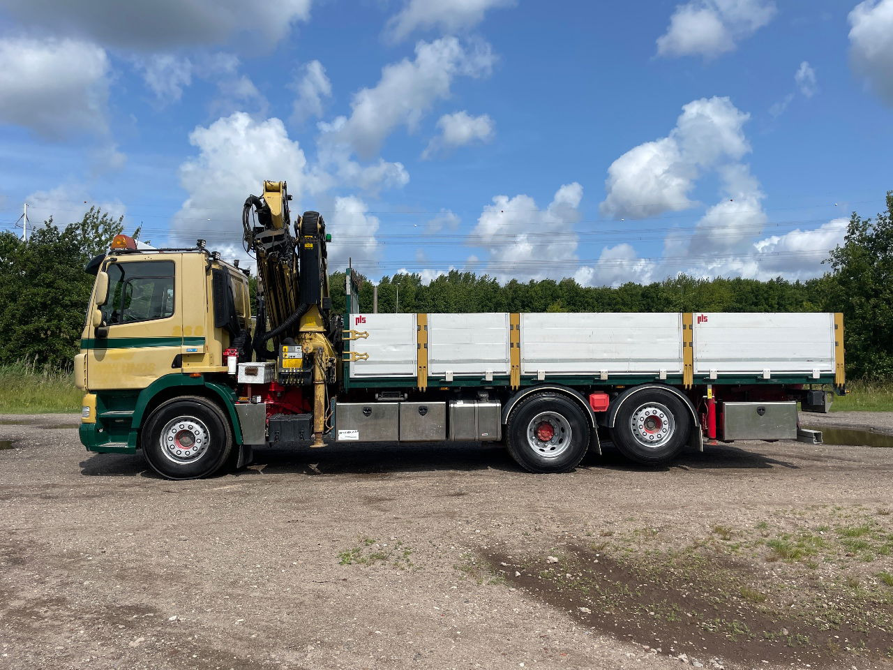 DAF CF 85.360 CF with Palfinger PK26002 with jib crane - Crane truck: picture 4 DAF CF 85.360 CF with Palfinger PK26002 with jib crane - Crane truck: picture 4