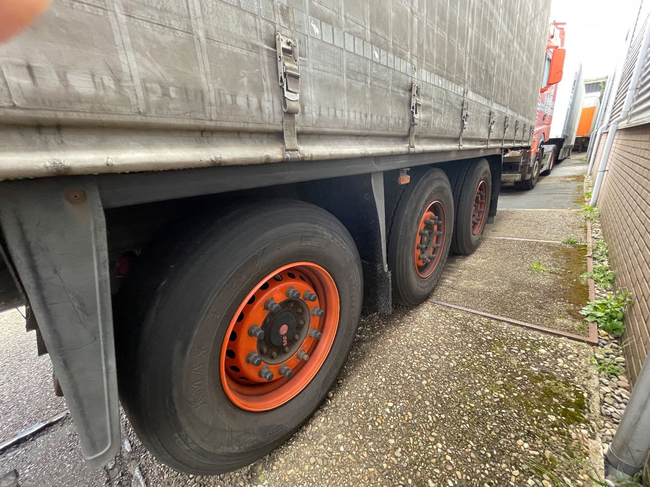 Diversen Sliding tarp tautliner sliding roof coil - Curtainsider semi-trailer: picture 3 Diversen Sliding tarp tautliner sliding roof coil - Curtainsider semi-trailer: picture 3
