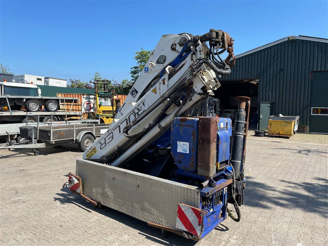 Hiab 288 roller crane with remote - Loader crane for Truck: picture 3 Hiab 288 roller crane with remote - Loader crane for Truck: picture 3
