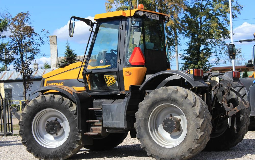 JCB Fastrac 2140 - Farm tractor: picture 5 JCB Fastrac 2140 - Farm tractor: picture 5