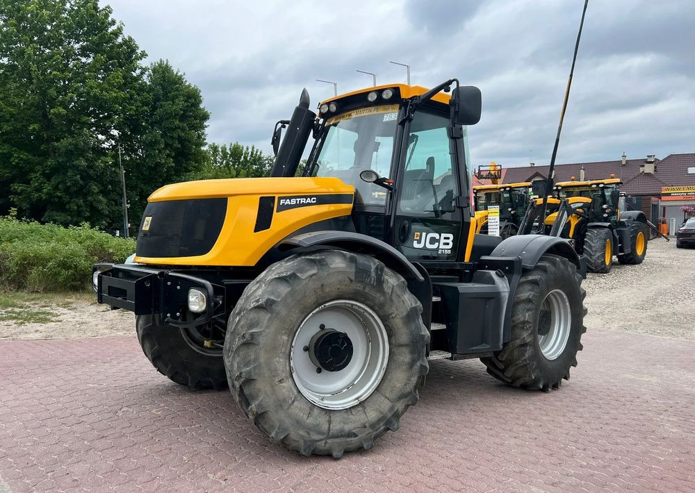 JCB Fastrac 2155 - Farm tractor: picture 1 JCB Fastrac 2155 - Farm tractor: picture 1