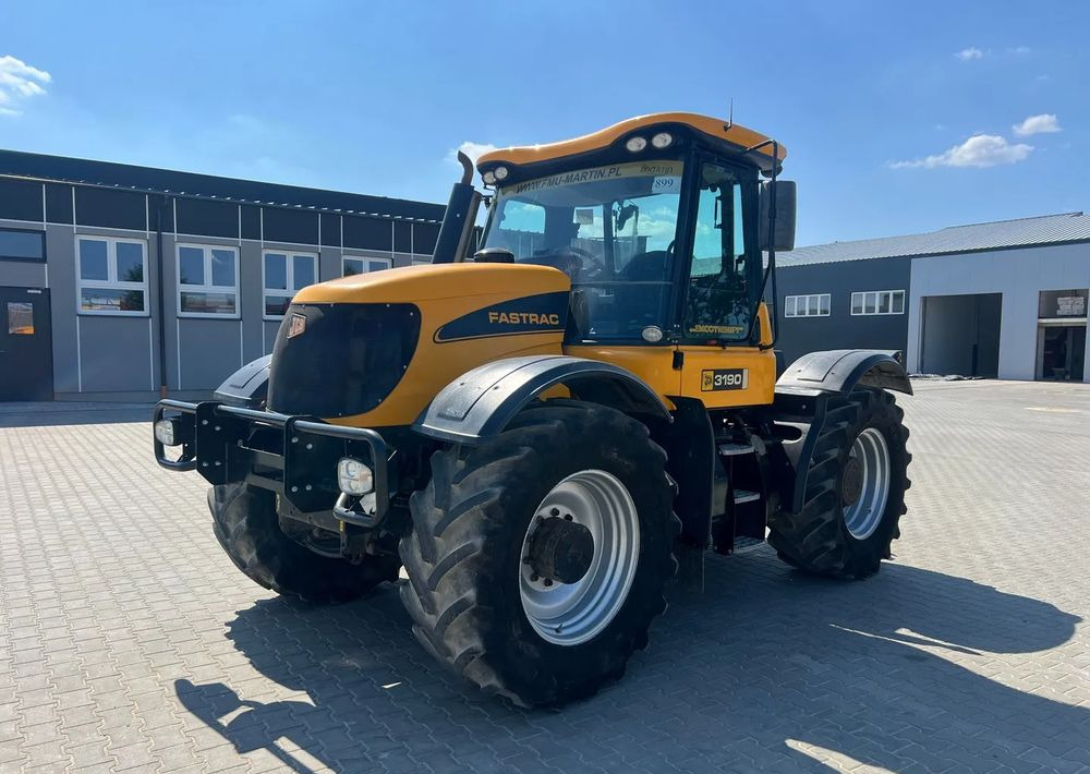 JCB Fastrac 3190 - Farm tractor: picture 1 JCB Fastrac 3190 - Farm tractor: picture 1