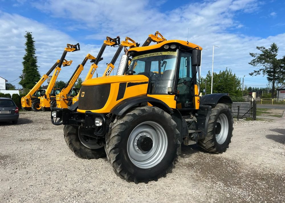 JCB Fastrac 3230 Xtra - Farm tractor: picture 1 JCB Fastrac 3230 Xtra - Farm tractor: picture 1