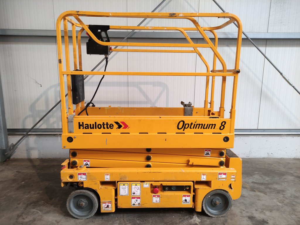 Haulotte OPTIMUM8 - Scissor lift: picture 1 Haulotte OPTIMUM8 - Scissor lift: picture 1