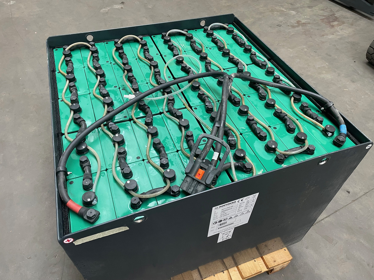 Hoppecke 80V 6 HPZS 930 - Battery for Material handling equipment: picture 1 Hoppecke 80V 6 HPZS 930 - Battery for Material handling equipment: picture 1