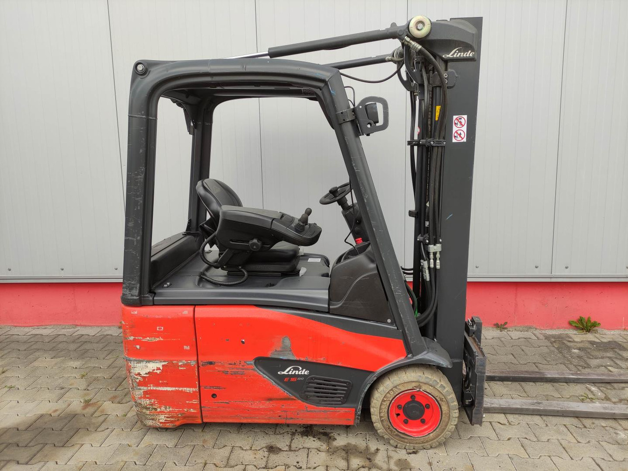Linde E16-02-386-EVO - Electric forklift: picture 2 Linde E16-02-386-EVO - Electric forklift: picture 2