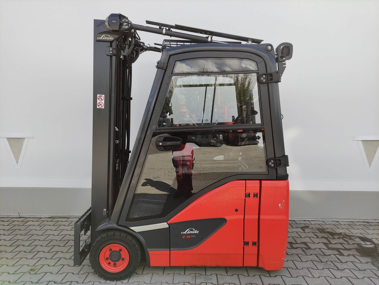 Linde E16H-02-386-EVO - Electric forklift: picture 1 Linde E16H-02-386-EVO - Electric forklift: picture 1