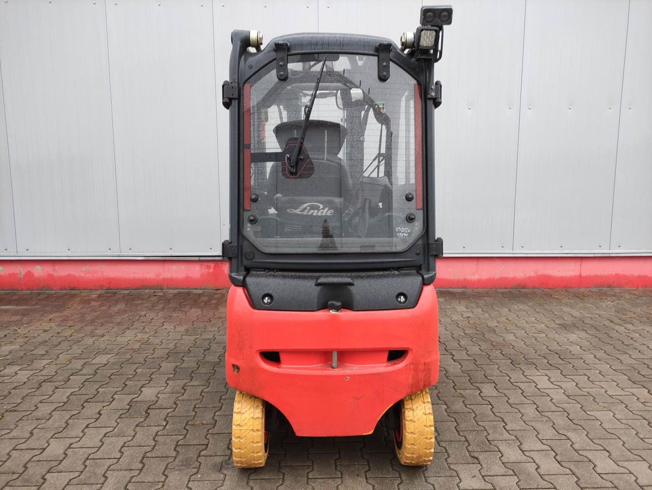 Linde E18PH-EVO - Electric forklift: picture 4 Linde E18PH-EVO - Electric forklift: picture 4