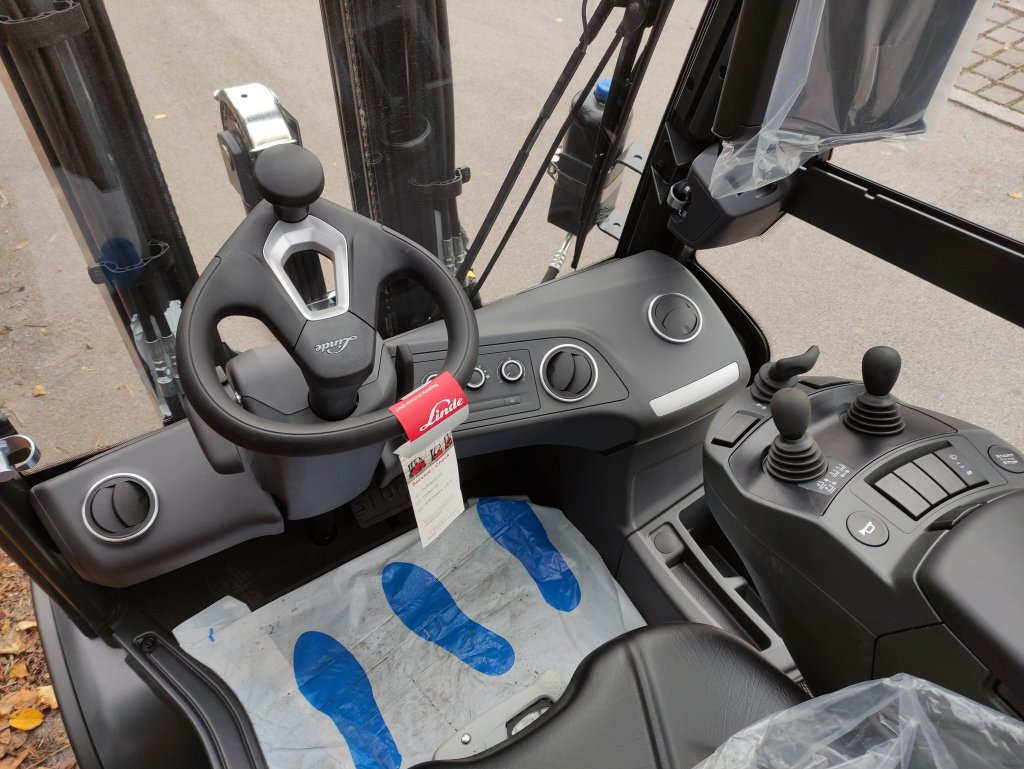 Linde H35D-01-120 - Diesel forklift: picture 5 Linde H35D-01-120 - Diesel forklift: picture 5
