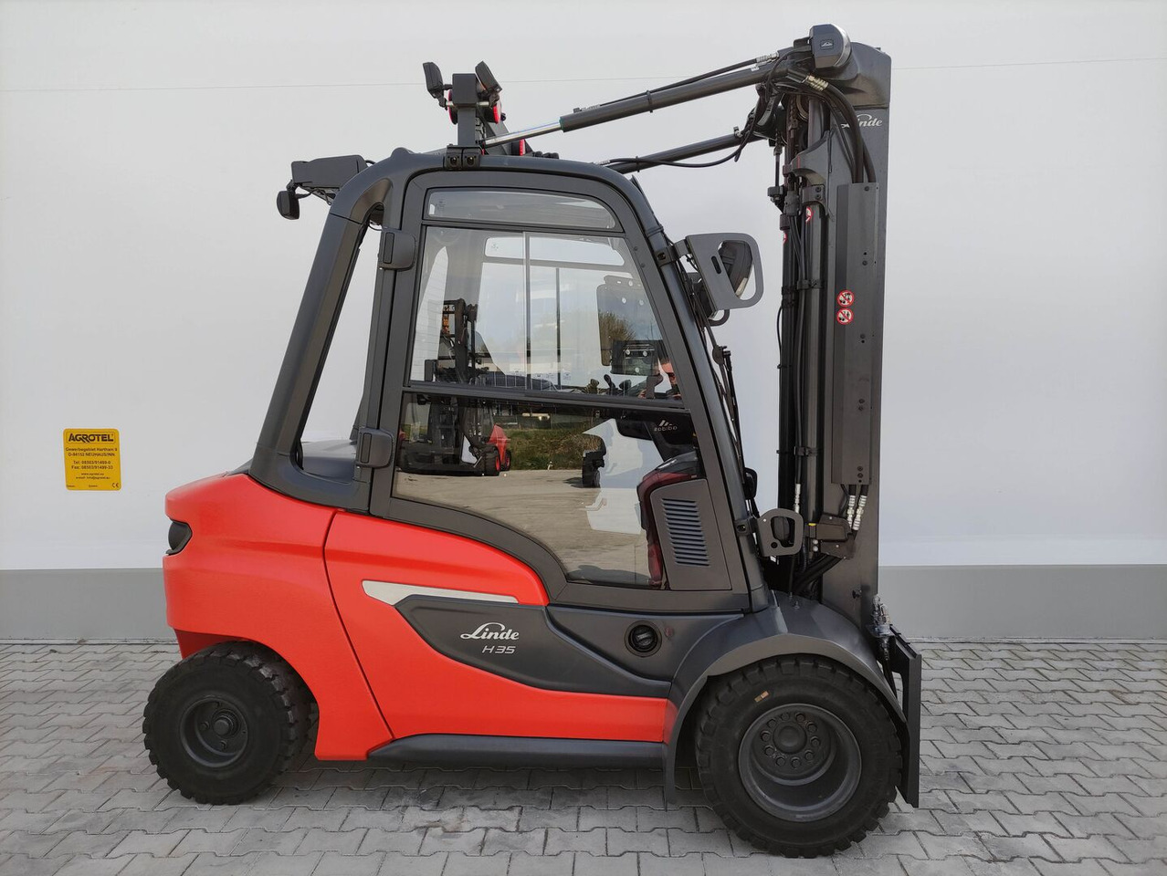 Linde H35D-01-120 (LACK NEU) - Diesel forklift: picture 2 Linde H35D-01-120 (LACK NEU) - Diesel forklift: picture 2