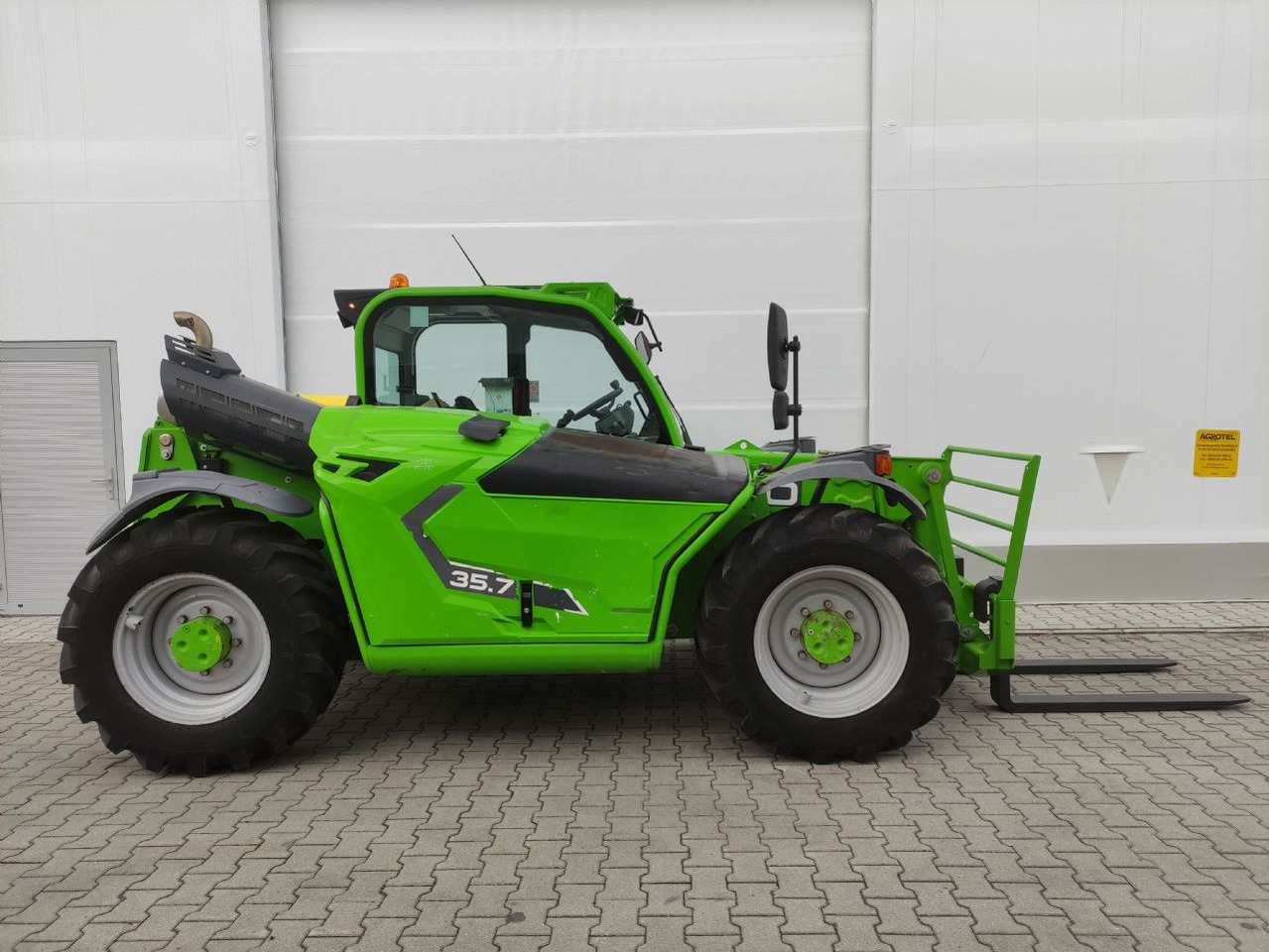 Merlo TF35.7-140 - 40 km/h - Telescopic handler: picture 2 Merlo TF35.7-140 - 40 km/h - Telescopic handler: picture 2
