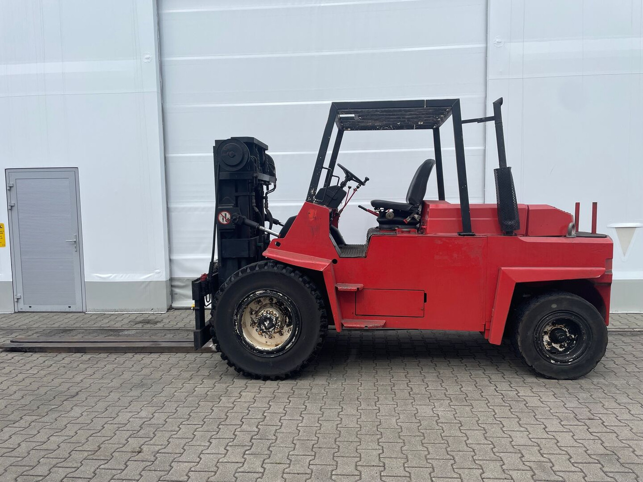 O&K V80 - Diesel forklift: picture 1 O&K V80 - Diesel forklift: picture 1