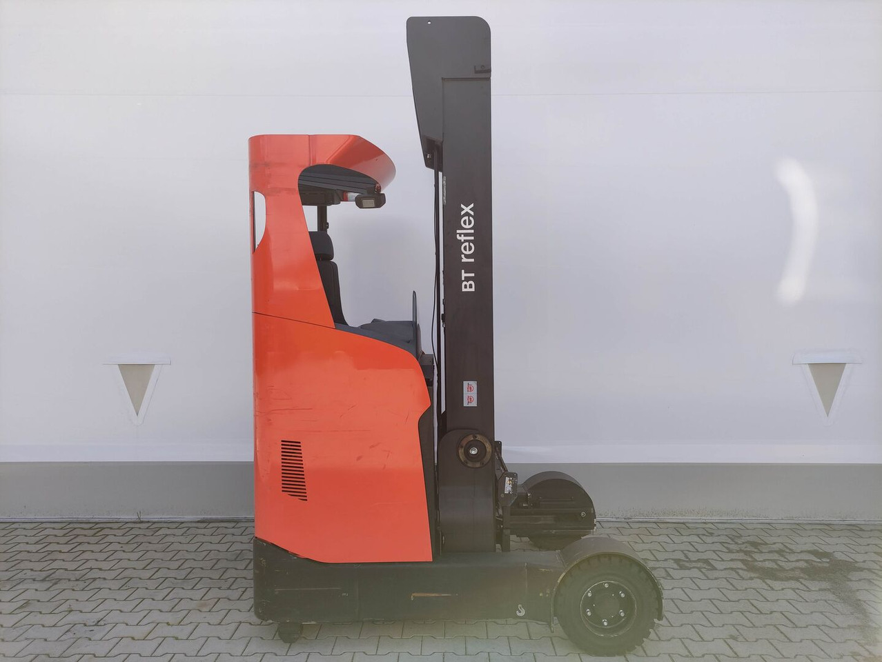 Toyota RRE160HH - Reach truck: picture 2 Toyota RRE160HH - Reach truck: picture 2