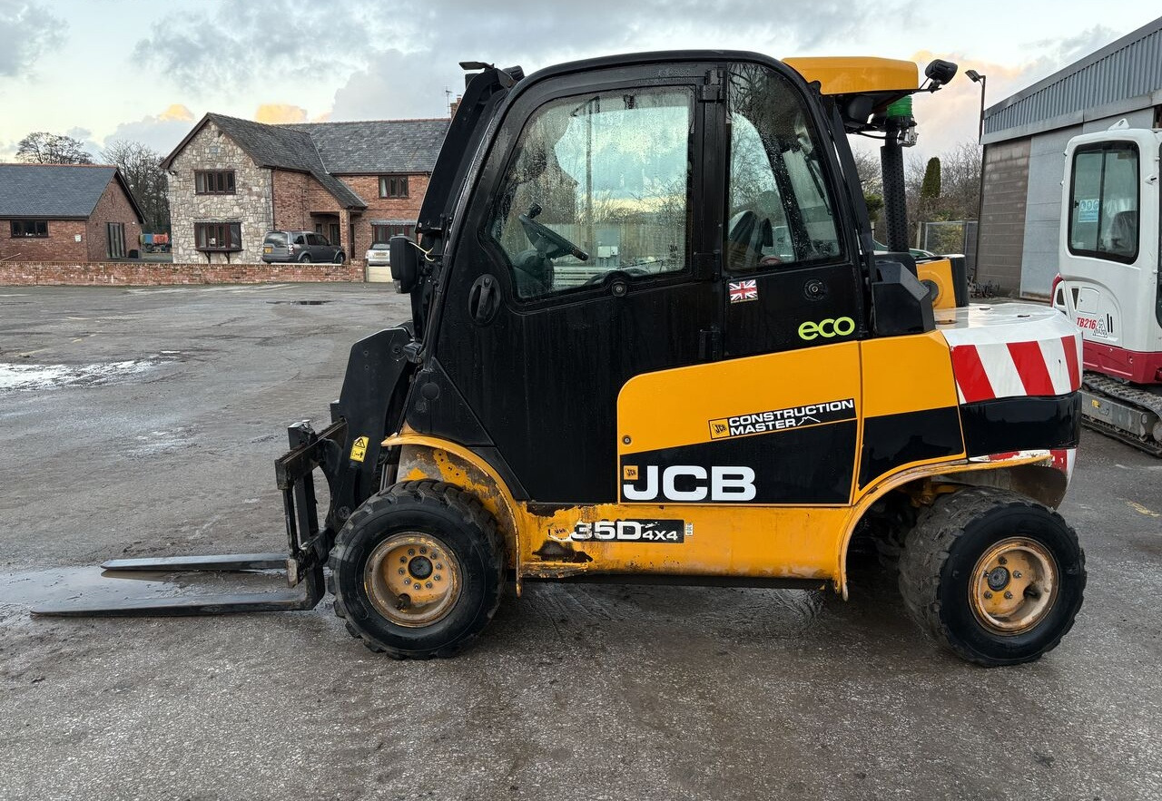 JCB TLT 35D 4X4 Teletruk - Telescopic handler: picture 1 JCB TLT 35D 4X4 Teletruk - Telescopic handler: picture 1