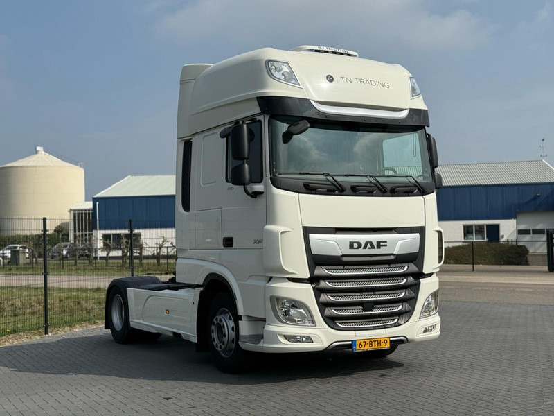 DAF XF 450 STAND KLIMA, FULL SPOILER, 2X BED, NL TRUCK. - Tractor unit: picture 1 DAF XF 450 STAND KLIMA, FULL SPOILER, 2X BED, NL TRUCK. - Tractor unit: picture 1