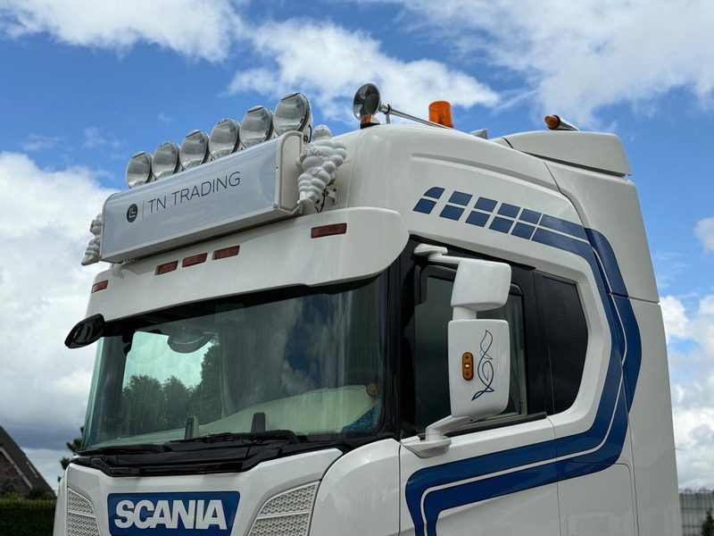 Leasing of Scania R450 SHOW TRUCK, INTERIOR, STEERING, RETARDER, 570.000 KM. Scania R450 SHOW TRUCK, INTERIOR, STEERING, RETARDER, 570.000 KM.: picture 9