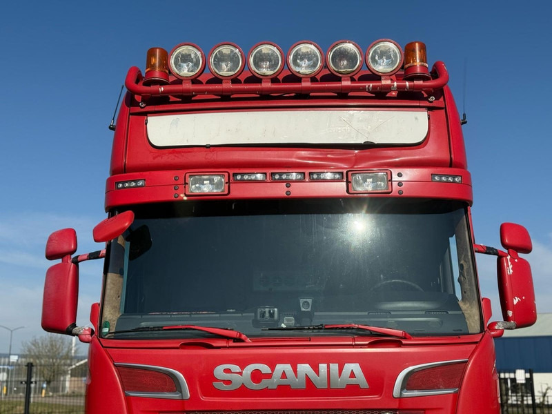 Scania R560 V8 RETARDER, FULL SPOILER, STEEL/AIR, LEATHER, 2 TANKS. - Tractor unit: picture 3 Scania R560 V8 RETARDER, FULL SPOILER, STEEL/AIR, LEATHER, 2 TANKS. - Tractor unit: picture 3