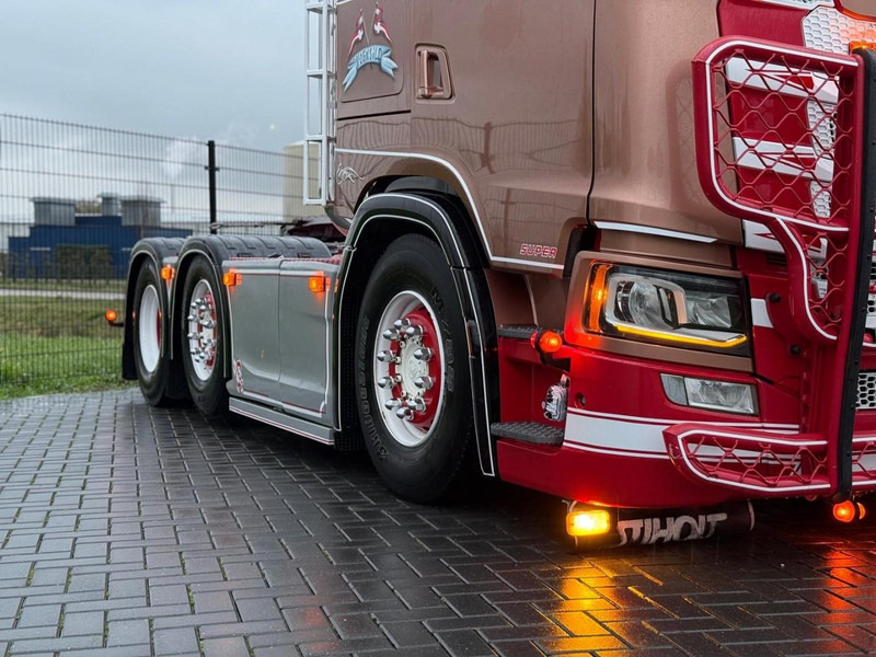 Scania S500 SHOW, FULL AIR, LEATHER, TOP CONDITIE, STEERING PUSHER. - Tractor unit: picture 5 Scania S500 SHOW, FULL AIR, LEATHER, TOP CONDITIE, STEERING PUSHER. - Tractor unit: picture 5