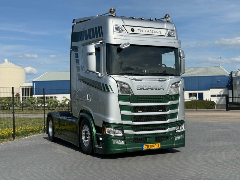 Scania S650 FULL AIR, ALCOA, LEATHER, RETARDER, 2X TANK. - Tractor unit: picture 1 Scania S650 FULL AIR, ALCOA, LEATHER, RETARDER, 2X TANK. - Tractor unit: picture 1