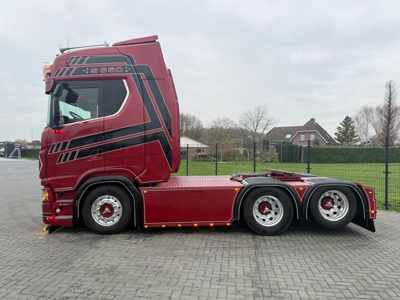 Scania S650 V8 NGS SHOW TRUCK, INTERIOR, FULL AIR, ALCOA, PTO, FULL! - Tractor unit: picture 4 Scania S650 V8 NGS SHOW TRUCK, INTERIOR, FULL AIR, ALCOA, PTO, FULL! - Tractor unit: picture 4