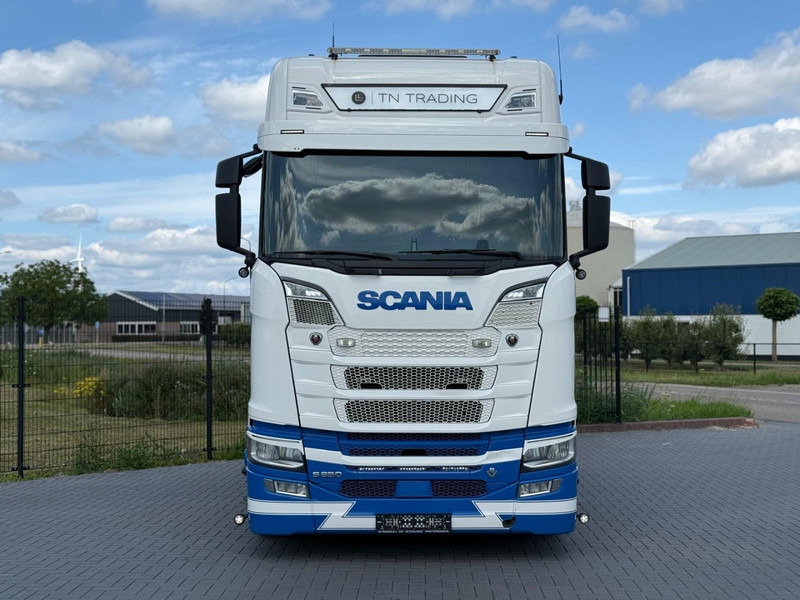 Scania S650 V8 NGS VOLLUCHT, PTO VOORBEREID, 2.95WB, LEER, RETARDER, PARK COOL. - Tractor unit: picture 4 Scania S650 V8 NGS VOLLUCHT, PTO VOORBEREID, 2.95WB, LEER, RETARDER, PARK COOL. - Tractor unit: picture 4
