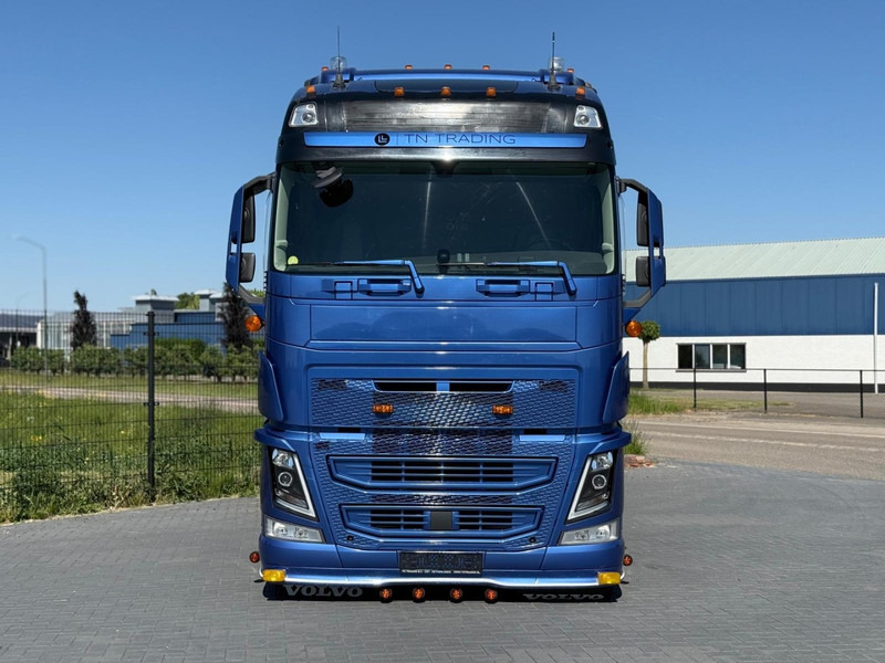 Volvo FH 13.500 KB, DYNAMIC STEERING, VOLLUCHT, LEER, PTO, 2 TANKS. - Tractor unit: picture 5 Volvo FH 13.500 KB, DYNAMIC STEERING, VOLLUCHT, LEER, PTO, 2 TANKS. - Tractor unit: picture 5