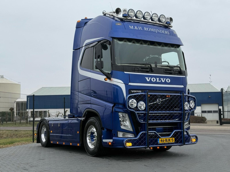 Volvo FH 13.500XL SHOW TRUCK, CUSTOMER INTERIOR, ALCOA, TOP! - Tractor unit: picture 1 Volvo FH 13.500XL SHOW TRUCK, CUSTOMER INTERIOR, ALCOA, TOP! - Tractor unit: picture 1