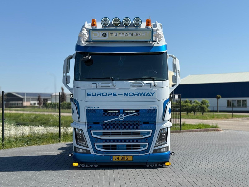 Volvo FH 16.750 FULL AIR, LEATHER, SHOW, TOP CONDITION, XL CABINE. - Tractor unit: picture 2 Volvo FH 16.750 FULL AIR, LEATHER, SHOW, TOP CONDITION, XL CABINE. - Tractor unit: picture 2